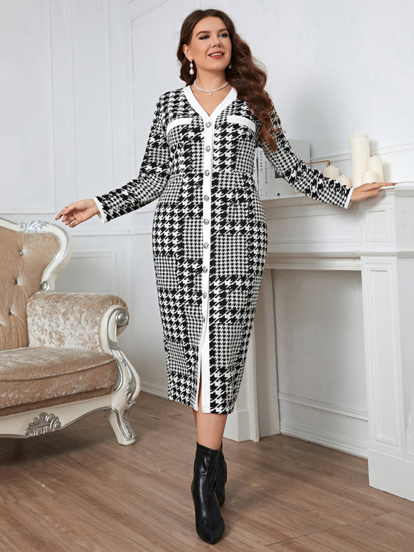 Women’s Plus Size Plaid Pattern Long Sleeve V Neck Textured Button Front Shift Dress
